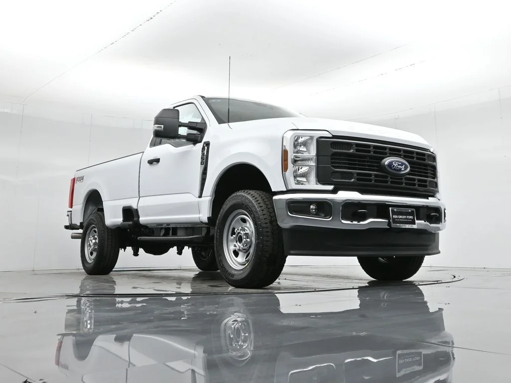 New 2026 Oxford White Ford XL image 41