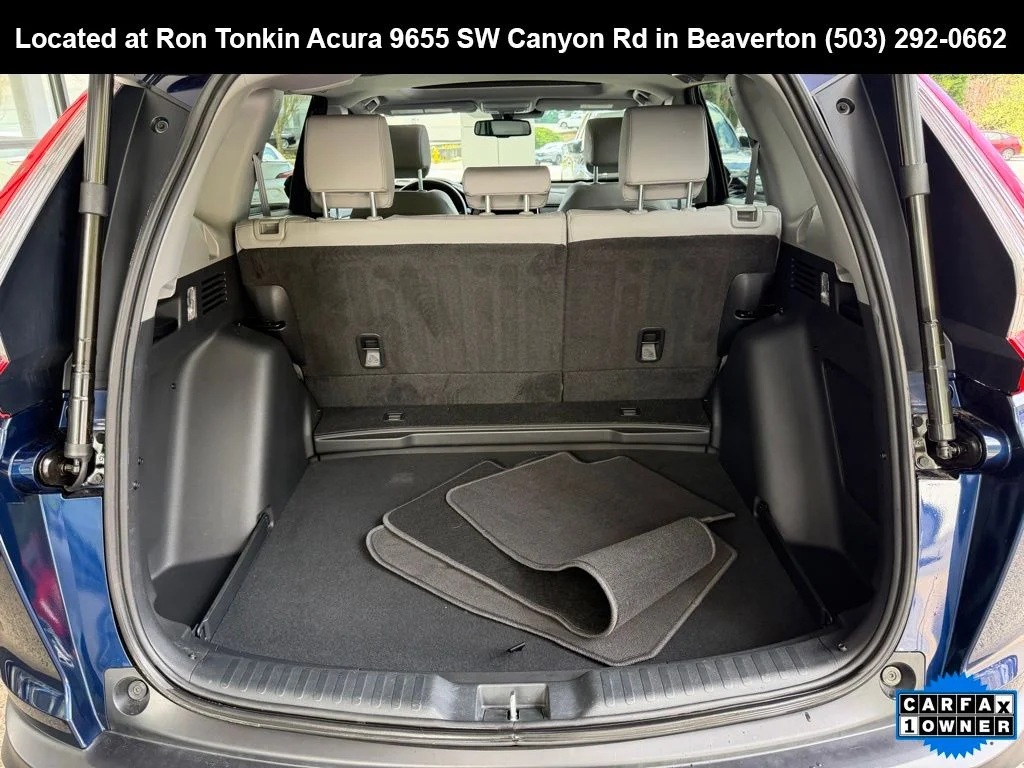 Used 2018 Obsidian Blue Pearl Honda Touring image 10