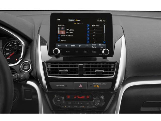 Used 2024  Mitsubishi SE image 10