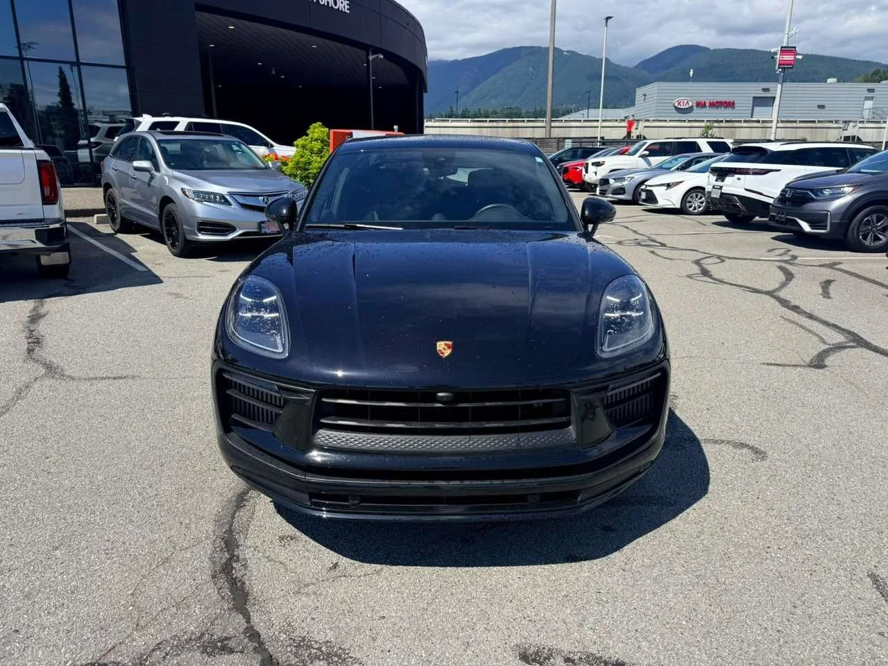 Used 2023  Porsche GTS GTS   Dilawri Certified   Local BC   Clean Tit image 8