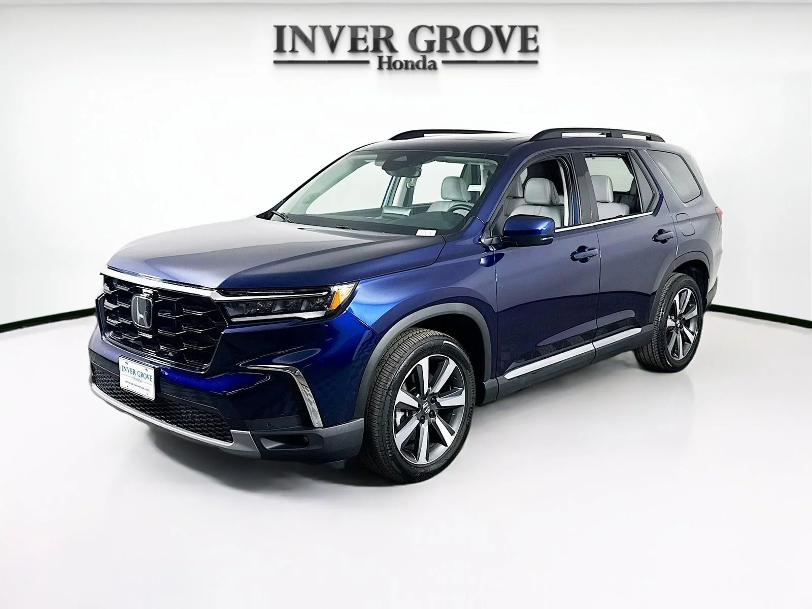 2023 Honda Pilot Touring AWD's photo