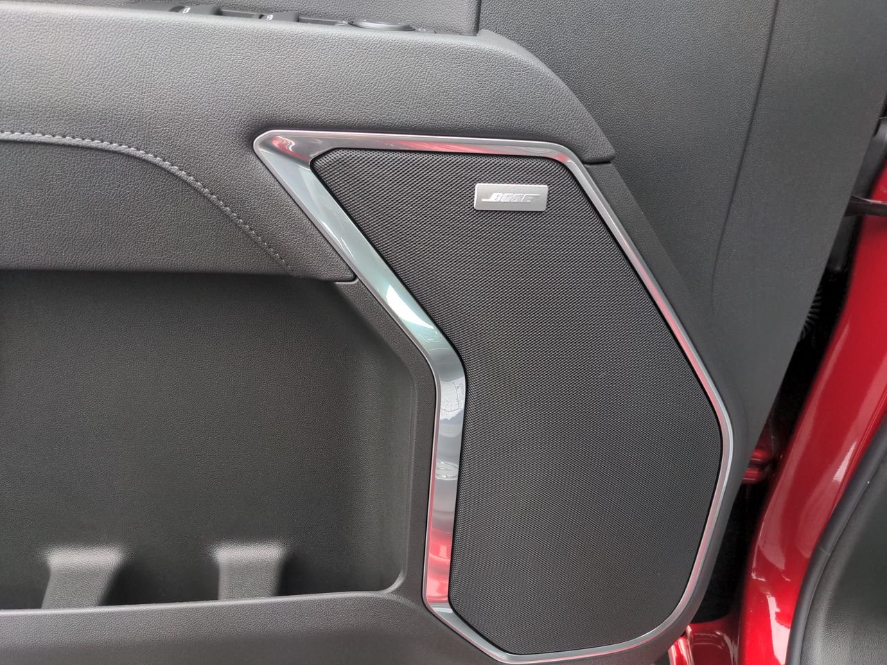 2026 GMC Sierra 1500 SLT - Photo 24