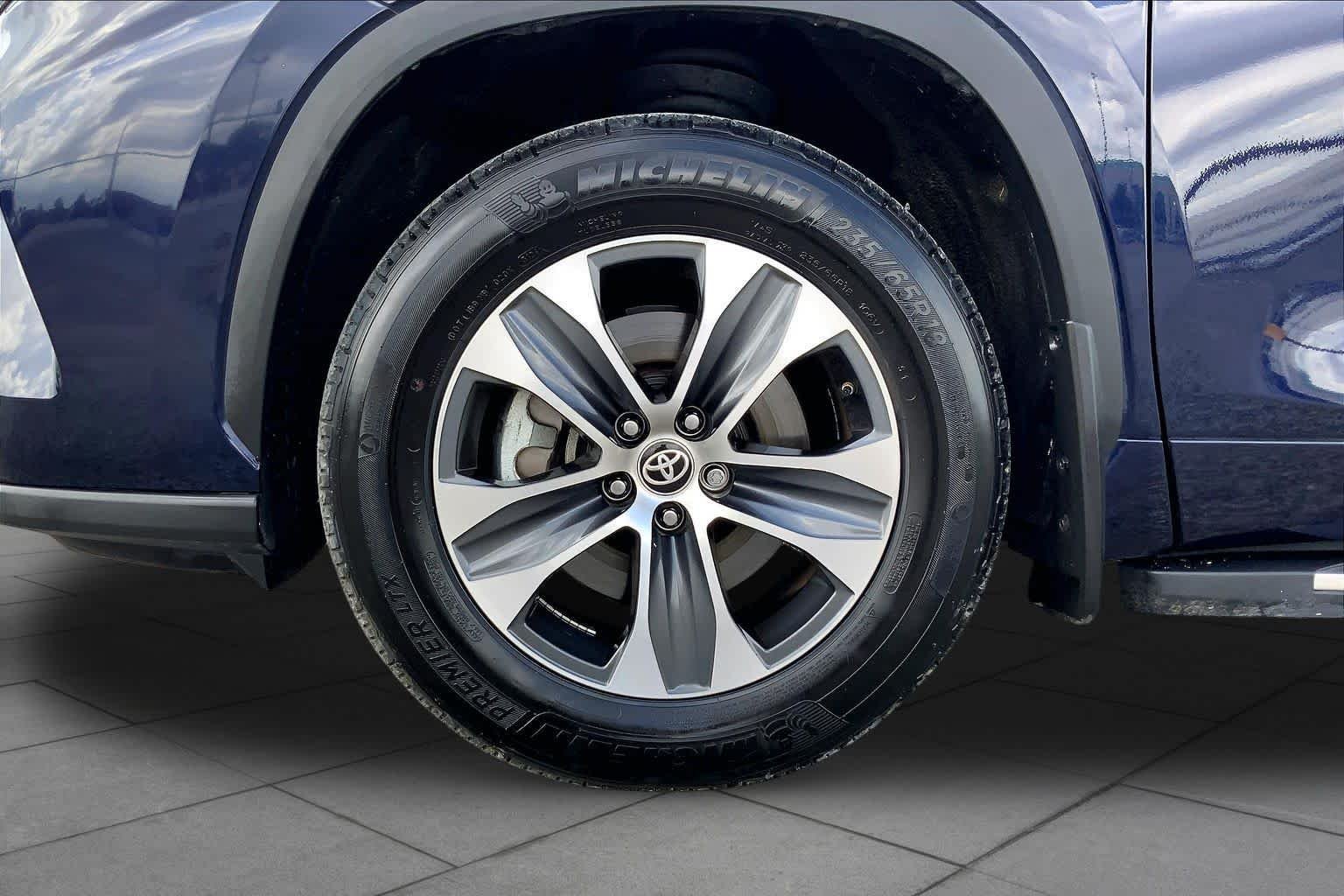 Used 2024 Blueprint Toyota XLE image 11