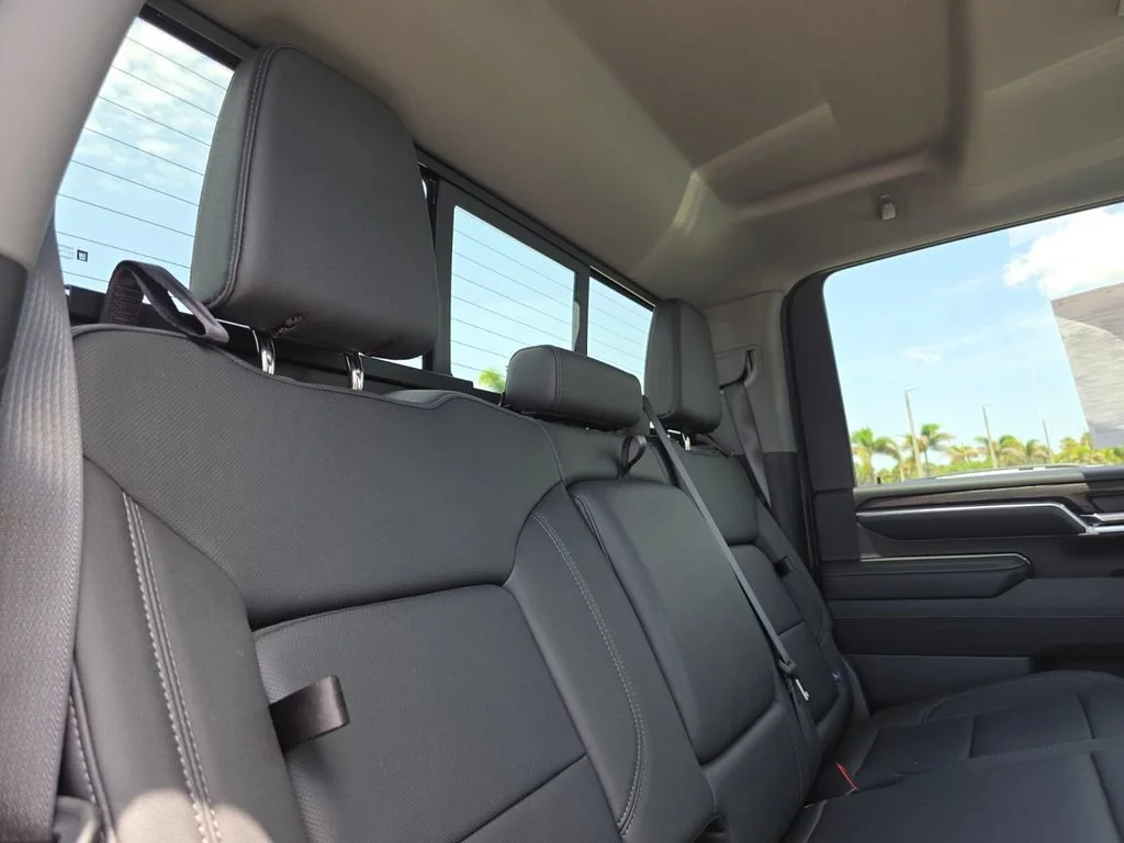 Used 2025 Summit White GMC SLT image 19