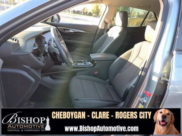 2023 Buick Envision Preferred photo 4