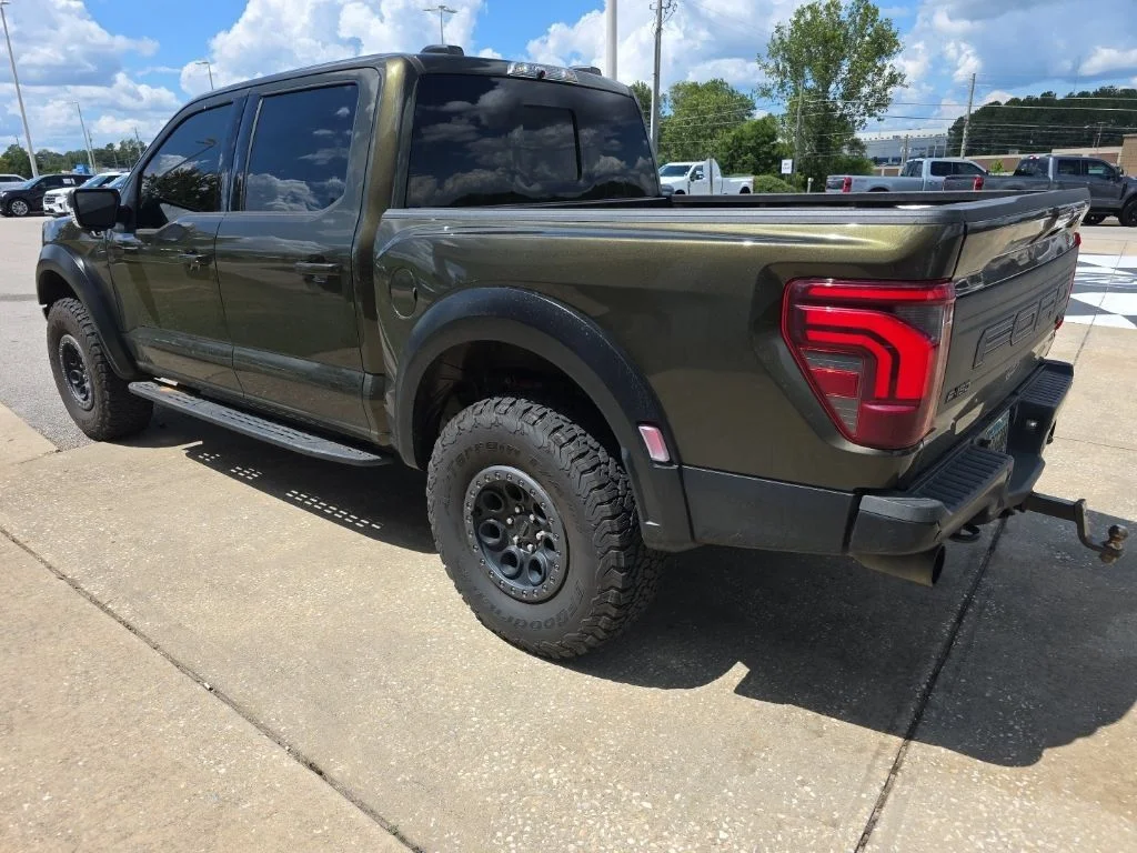 Used 2025 Green Ford Raptor image 13