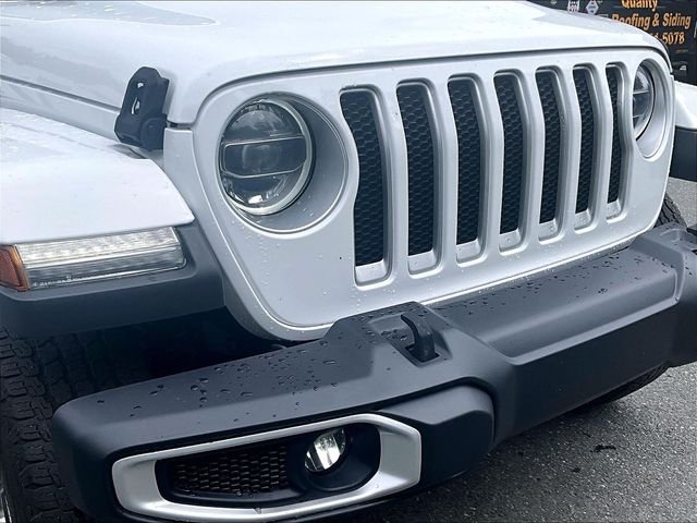 Used 2021 Bright White Clearcoat Jeep Unlimited Sahara image 29