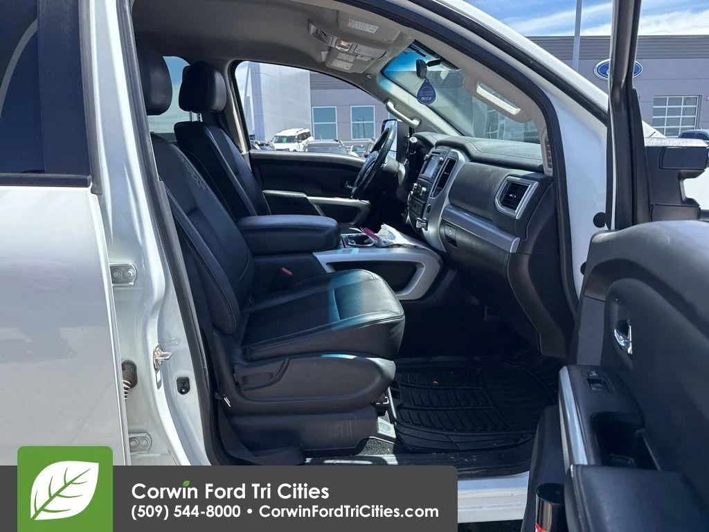 Used 2018 White Nissan PRO-4X image 5