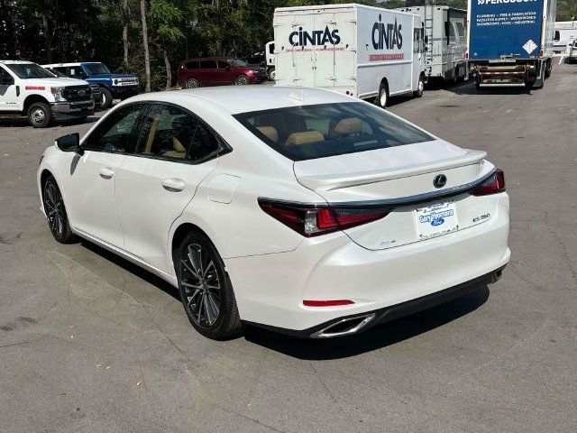 Used 2024 White Lexus 350 image 5