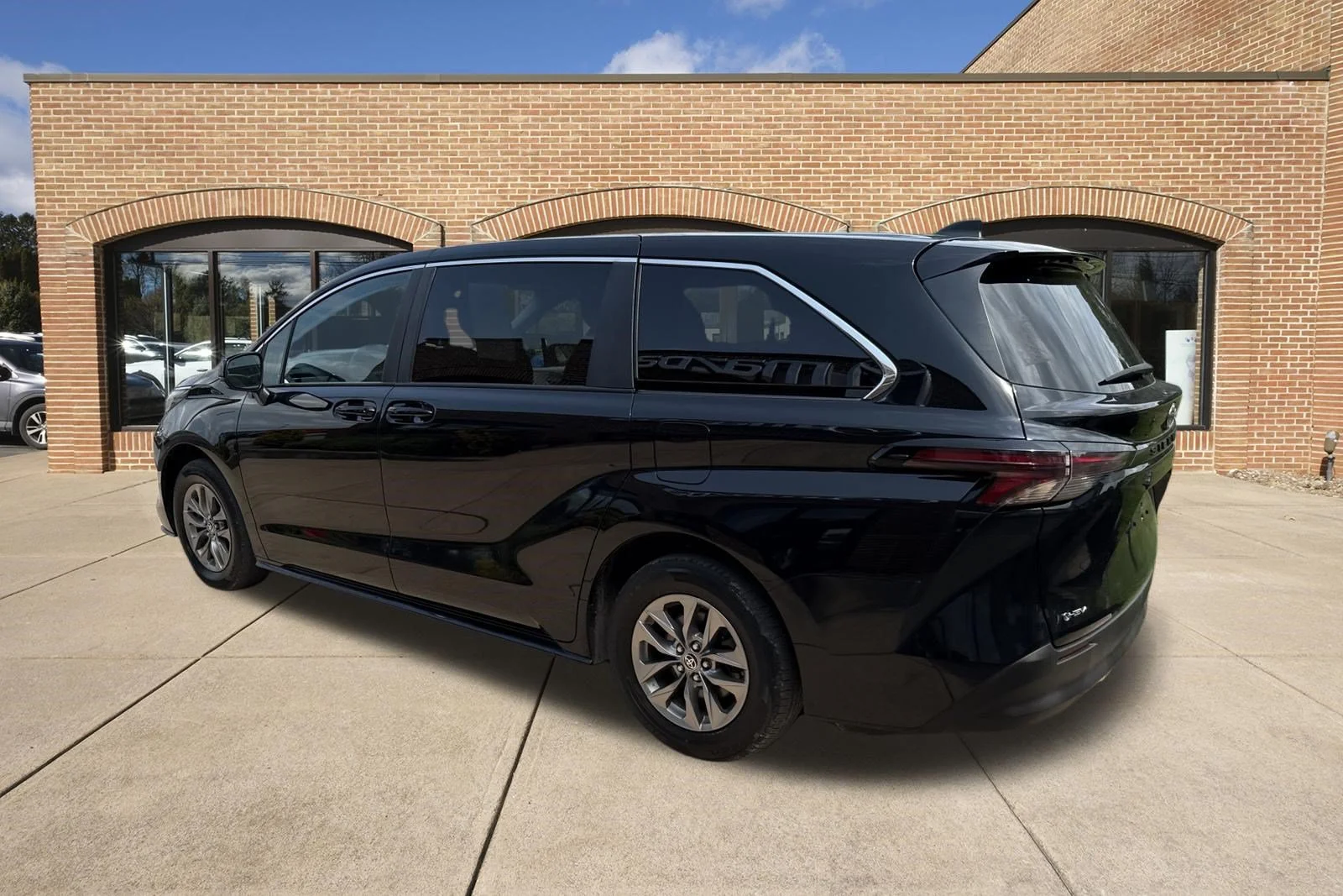 Used 2025 Midnight Black Metallic Toyota LE image 12