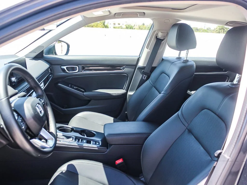 2024 Honda Civic Touring - Photo 38