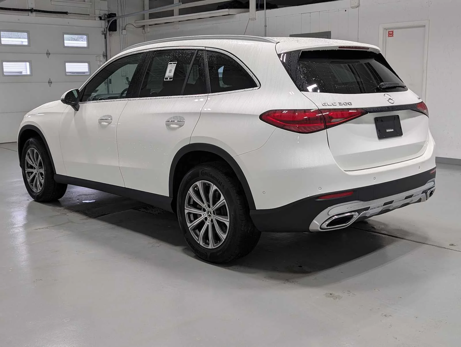 Used 2024 Polar White Mercedes-Benz GLC 300 image 10