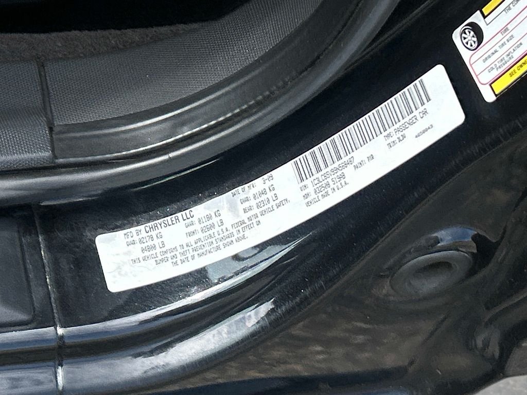 Used 2009 Black Chrysler Limited image 13