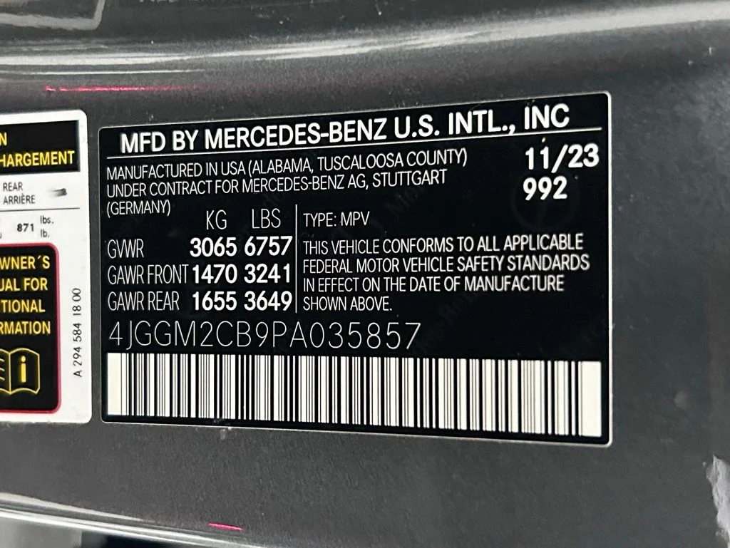 Used 2023 Gray Mercedes-Benz 500 SUV image 24