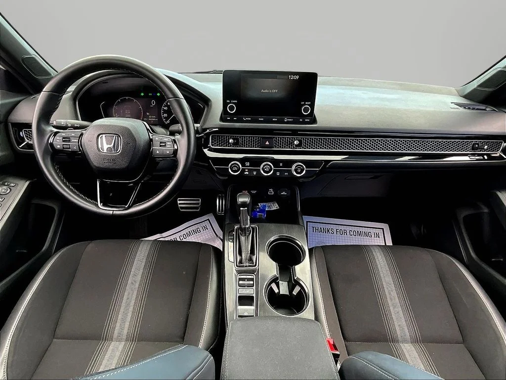 Used 2023 Platinum White Pearl Honda Sport image 7
