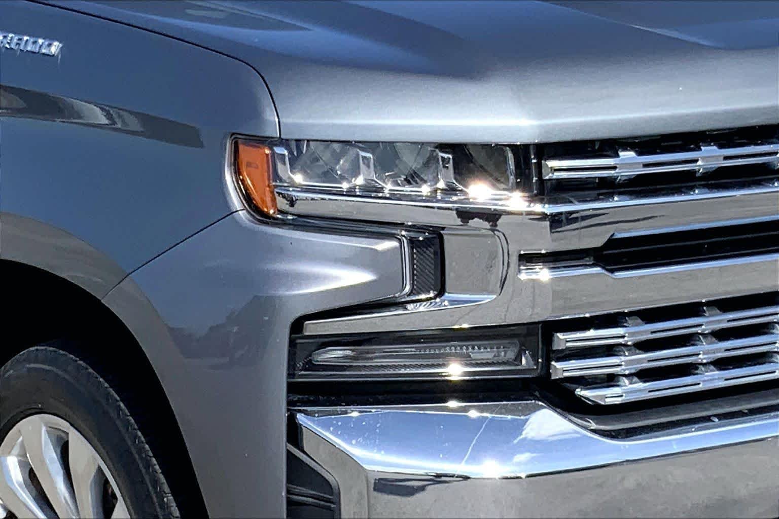 Used 2020 Satin Steel Metallic Chevrolet LT image 23