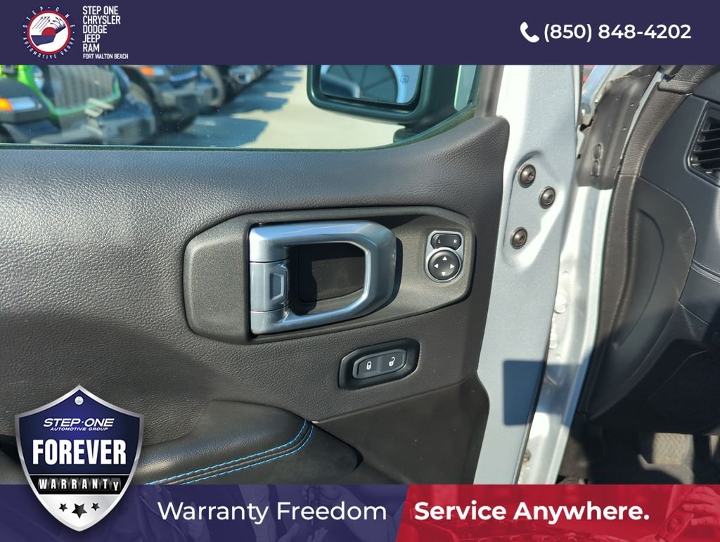 Used 2024 Silver Jeep High Altitude 4xe image 16