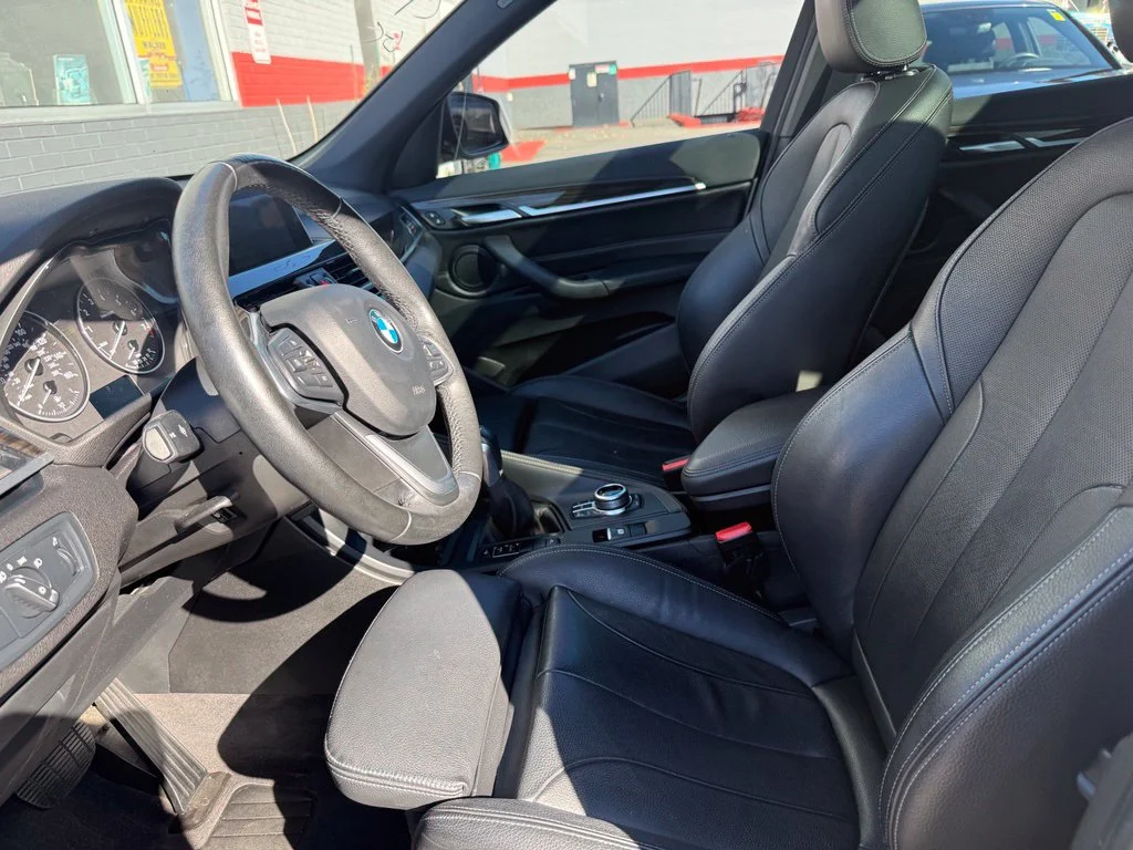 Used 2018 White BMW xDrive28i image 5