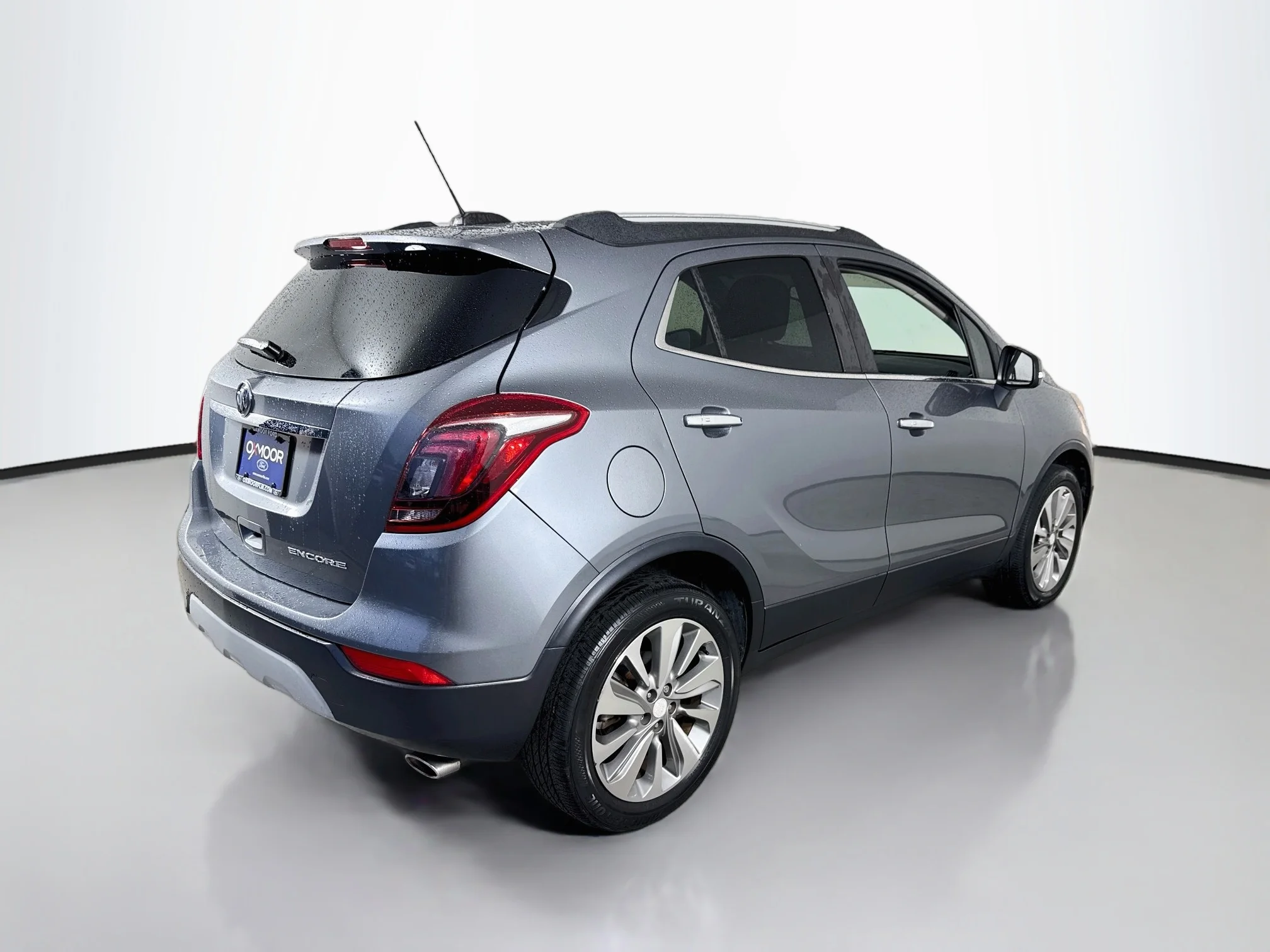 Used 2019 Gray Buick Preferred image 11