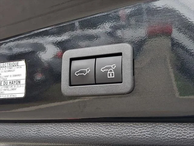 2022 Toyota Corolla Cross XLE - Photo 29