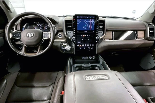 Used 2025 Diamond Black Crystal Pearlcoat Ram Limited image 18