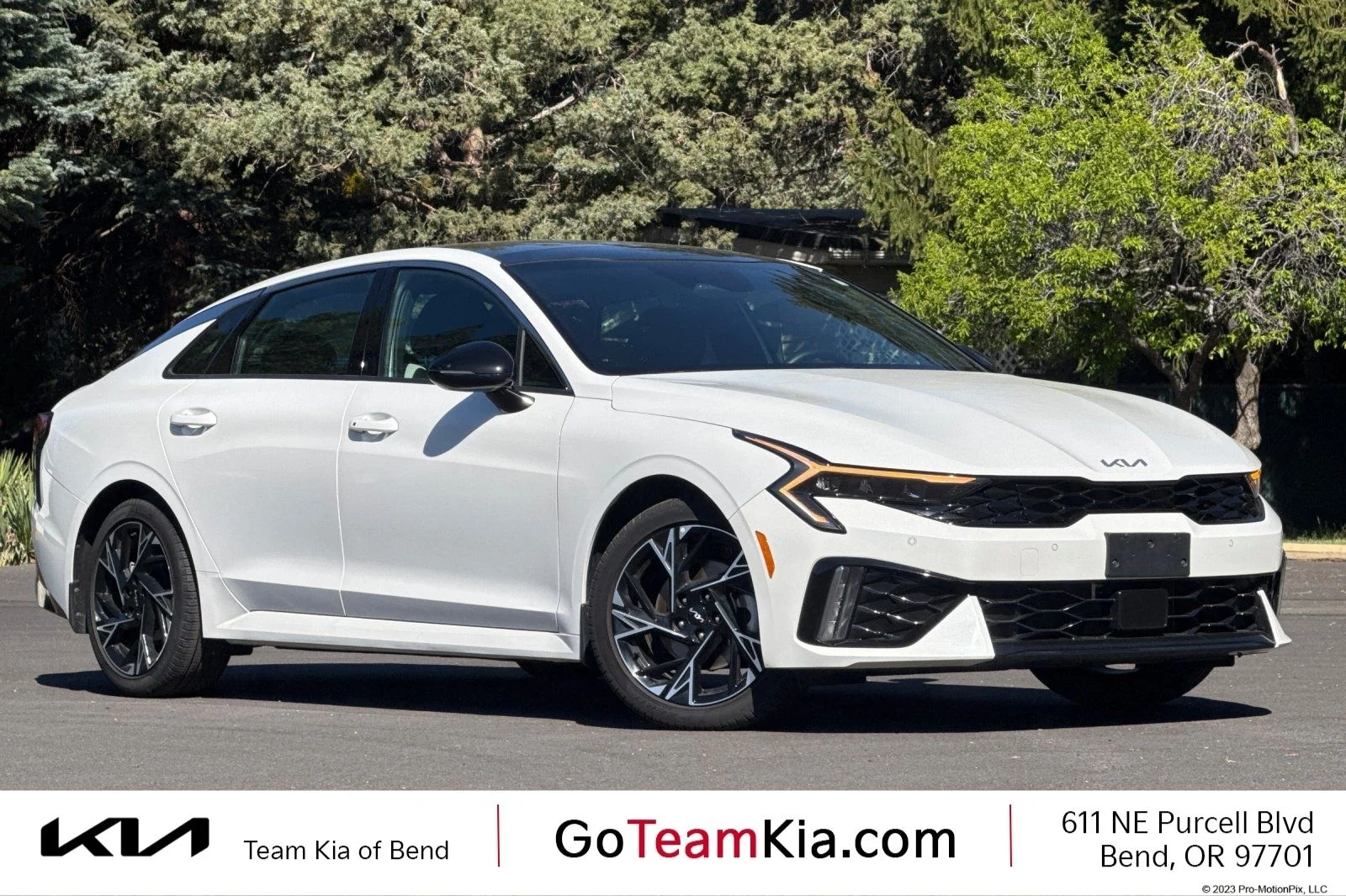2025 Kia Optima GT-Line AWD's photo