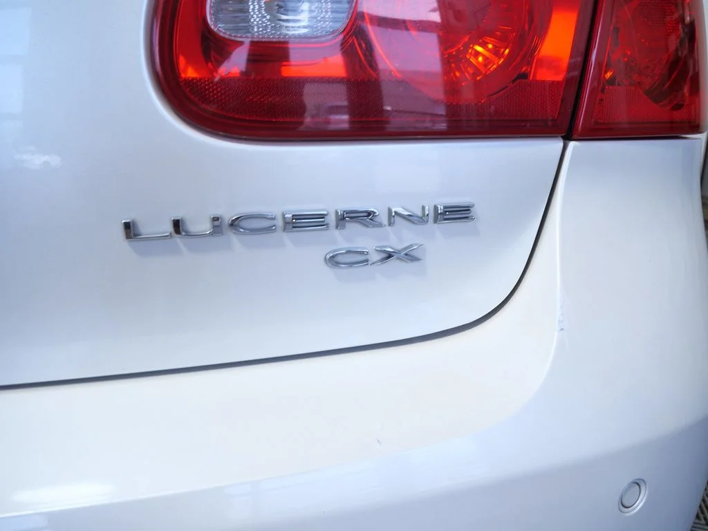 Used 2011 White Buick CXL image 7