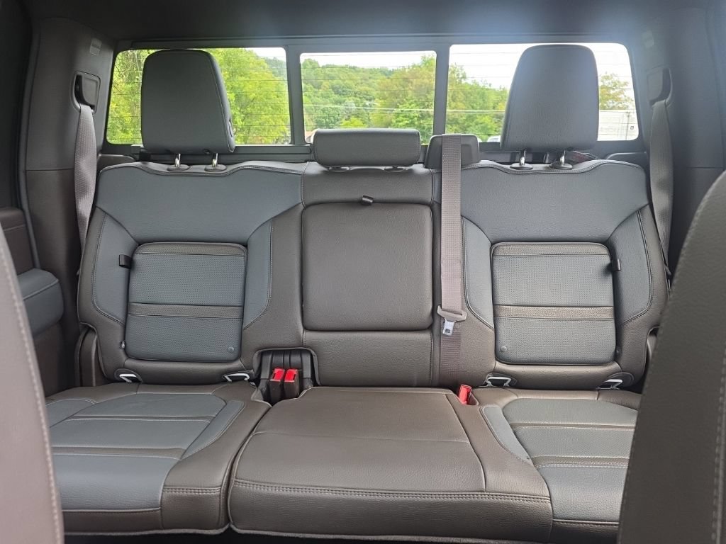 Used 2022 SUMMIT WHITE GMC Denali image 8