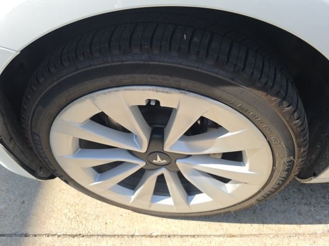 Used 2023 White Tesla Base image 5