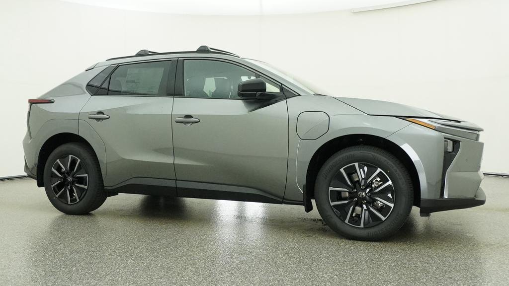 New 2026 Heavy Metal Toyota XLE image 11
