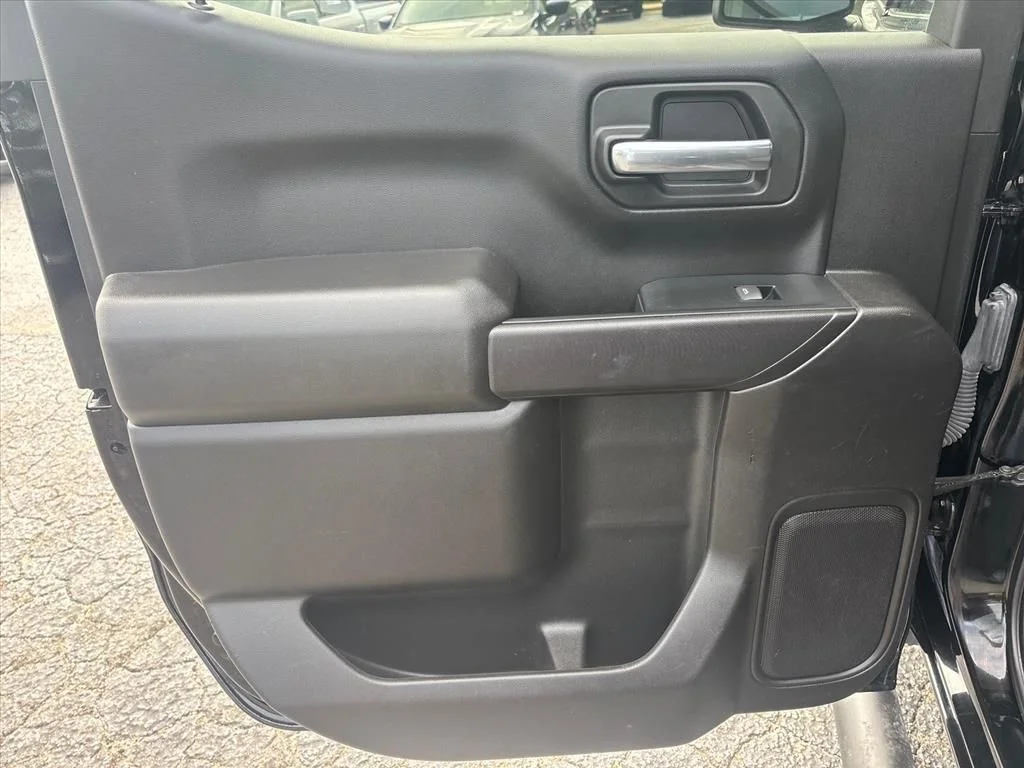 Used 2024 Black Chevrolet Custom image 18