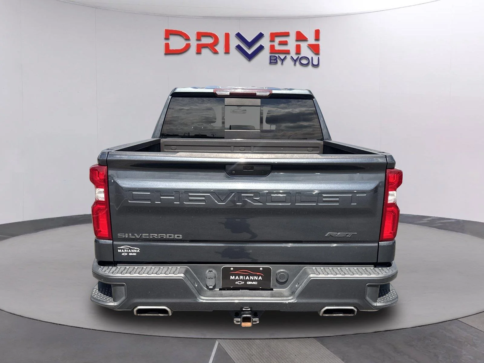 Used 2021 SHADOW GRAY METALLIC Chevrolet RST image 5