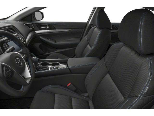 Used 2022 White Nissan SV image 6
