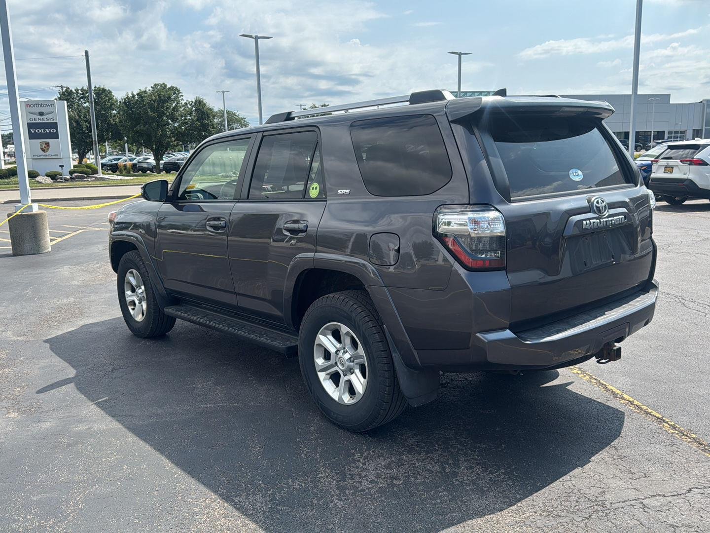 Used 2019 Magnetic Gray Metallic Toyota SR5 Premium image 4