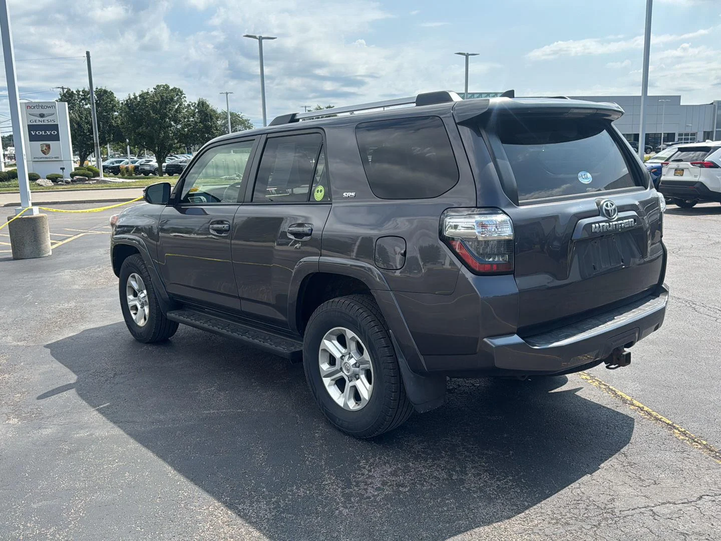 Used 2019 Magnetic Gray Metallic Toyota SR5 Premium image 4