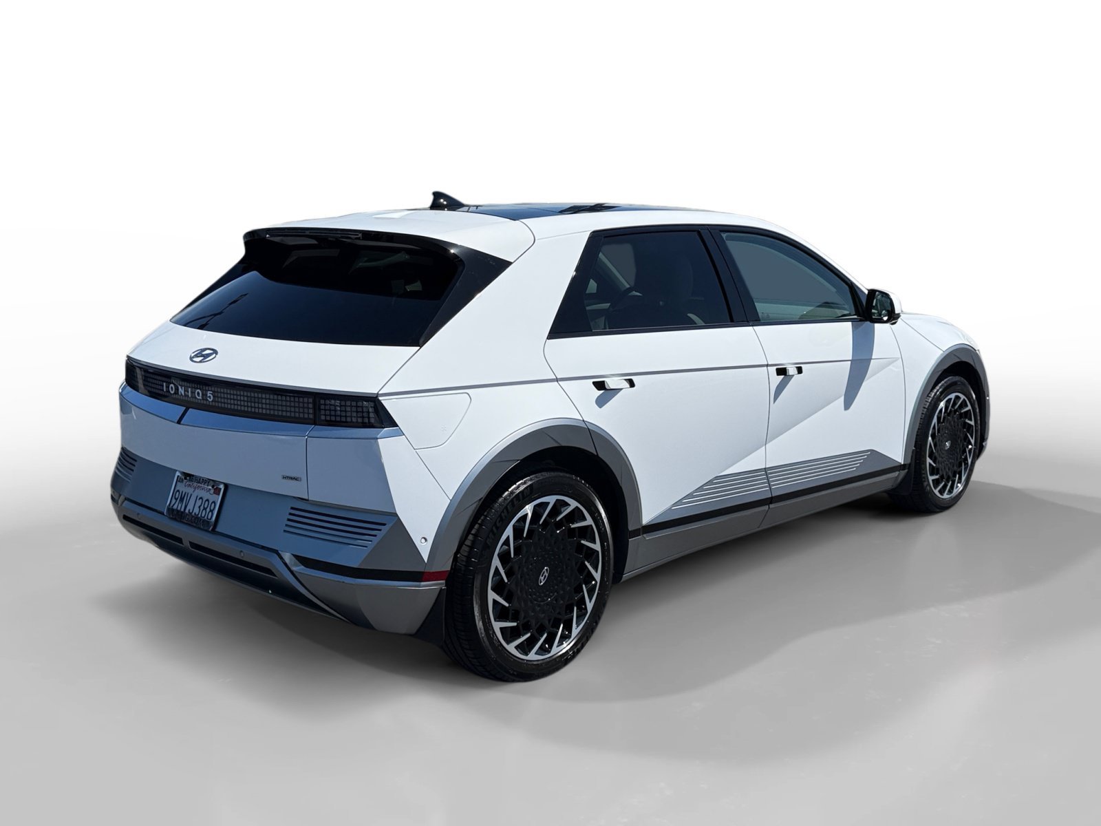 Certified Used 2024 White Hyundai Limited image 5