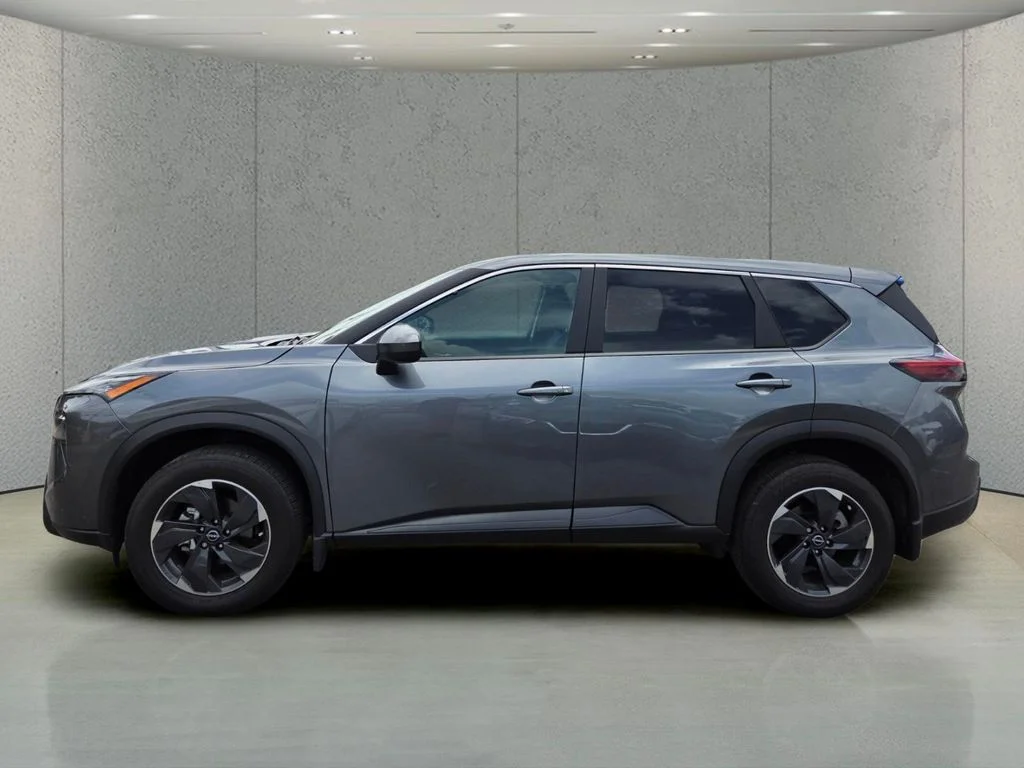 Used 2026 Gray Nissan SV image 9