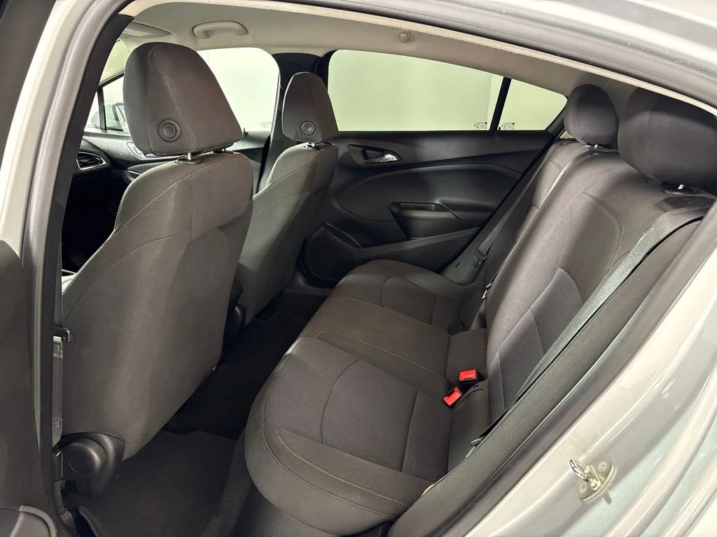 Used 2018 Silver Chevrolet LS image 21