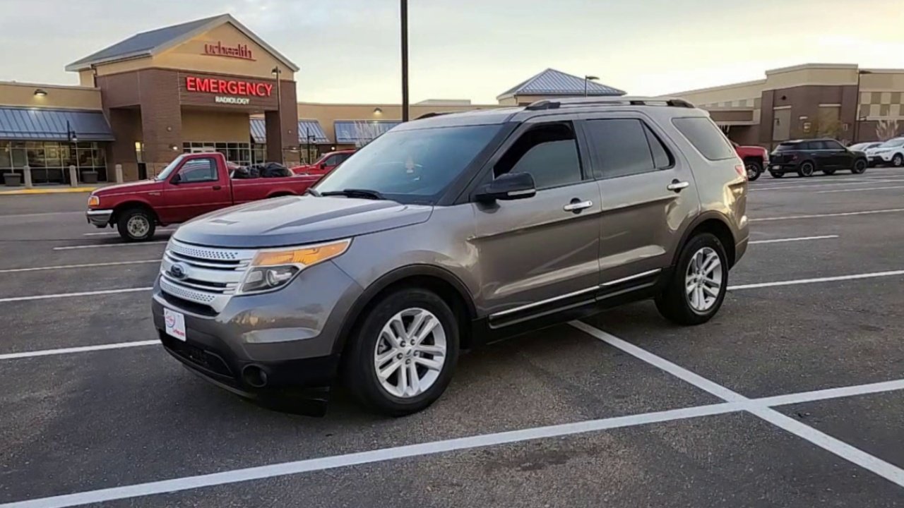 2012 Ford Explorer XLT Sport photo 3
