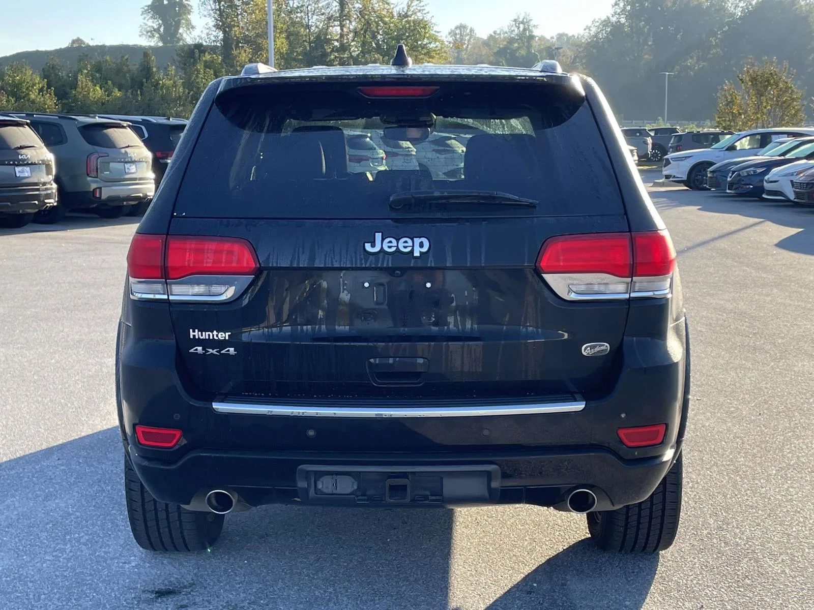 Used 2020 Diamond Black Crystal Pearlcoat Jeep Overland image 28