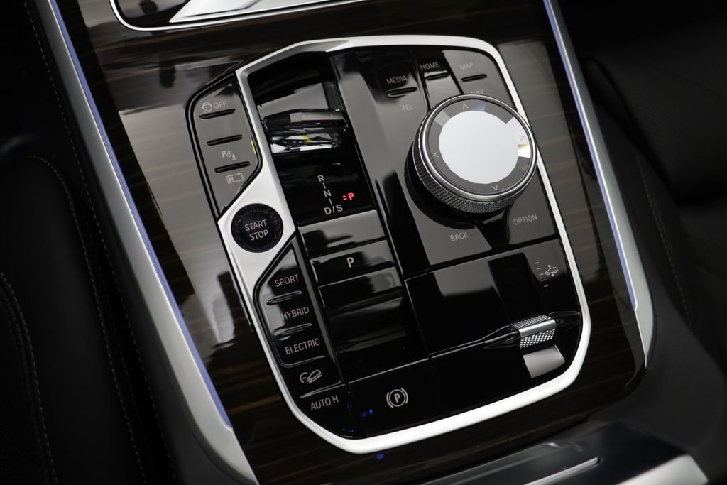New 2026 Black Sapphire Metallic BMW xDrive50e image 12