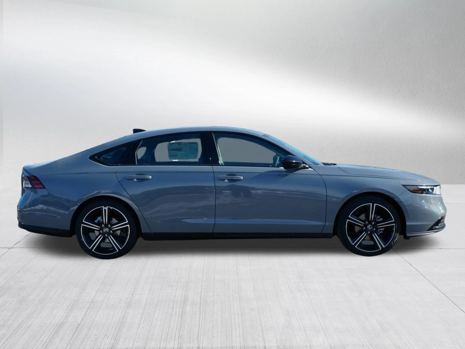 New 2026 Urban Gray Pearl Honda SE image 8