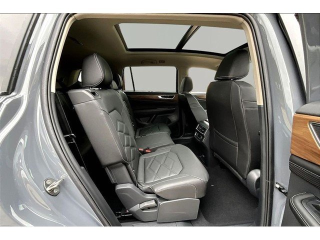 New 2026 Pure Gray Volkswagen 2.0T SE W/TECHNOLOGY image 26