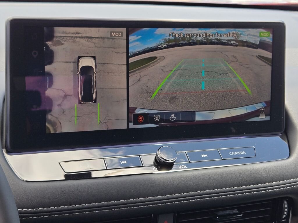 New 2026 Scarlet Ember Tintcoat Nissan Platinum image 32
