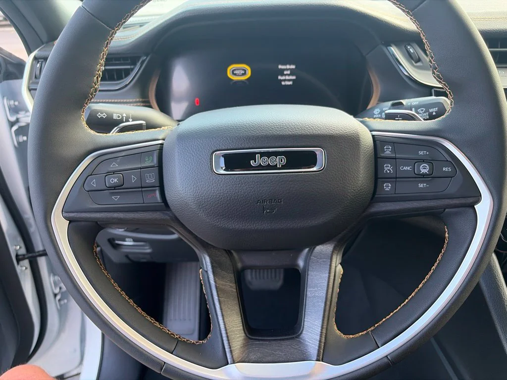 New 2026 White/off-white Jeep  image 25