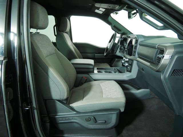 Used 2024 Black Ford XLT image 12