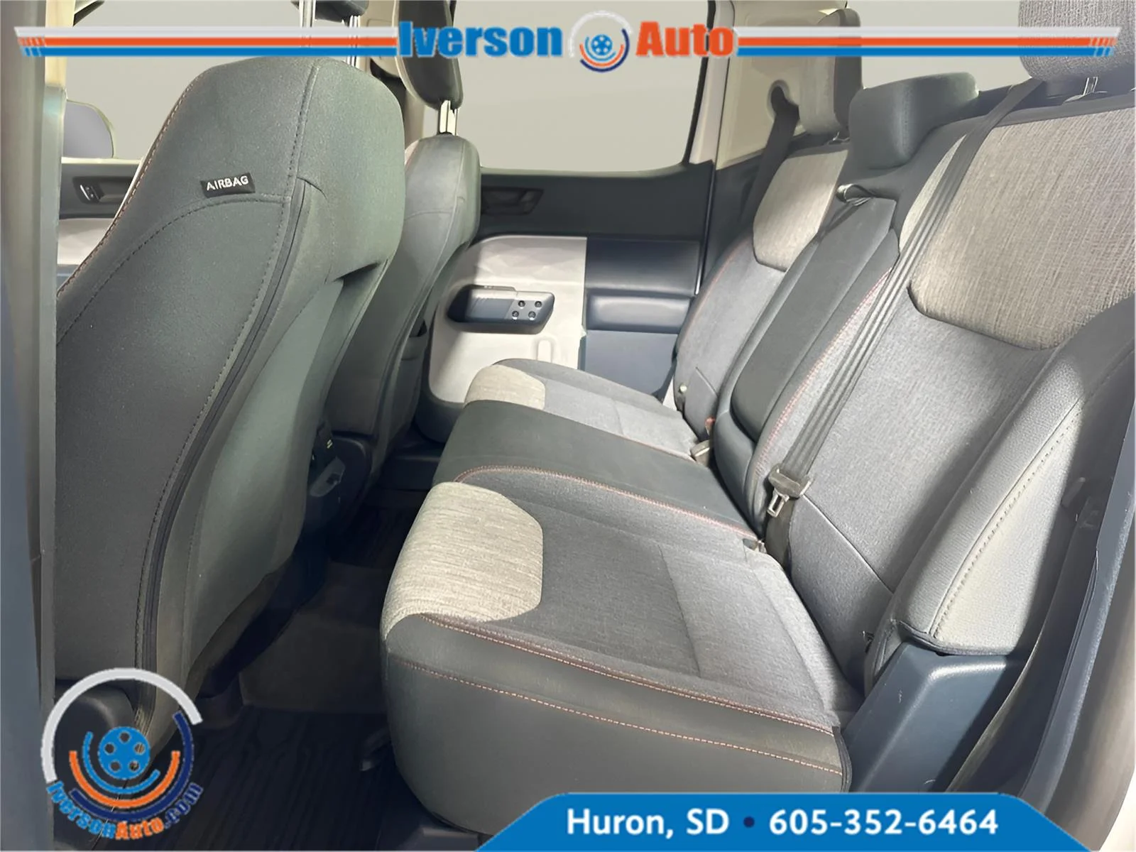 Used 2023 Oxford White Ford XLT image 24