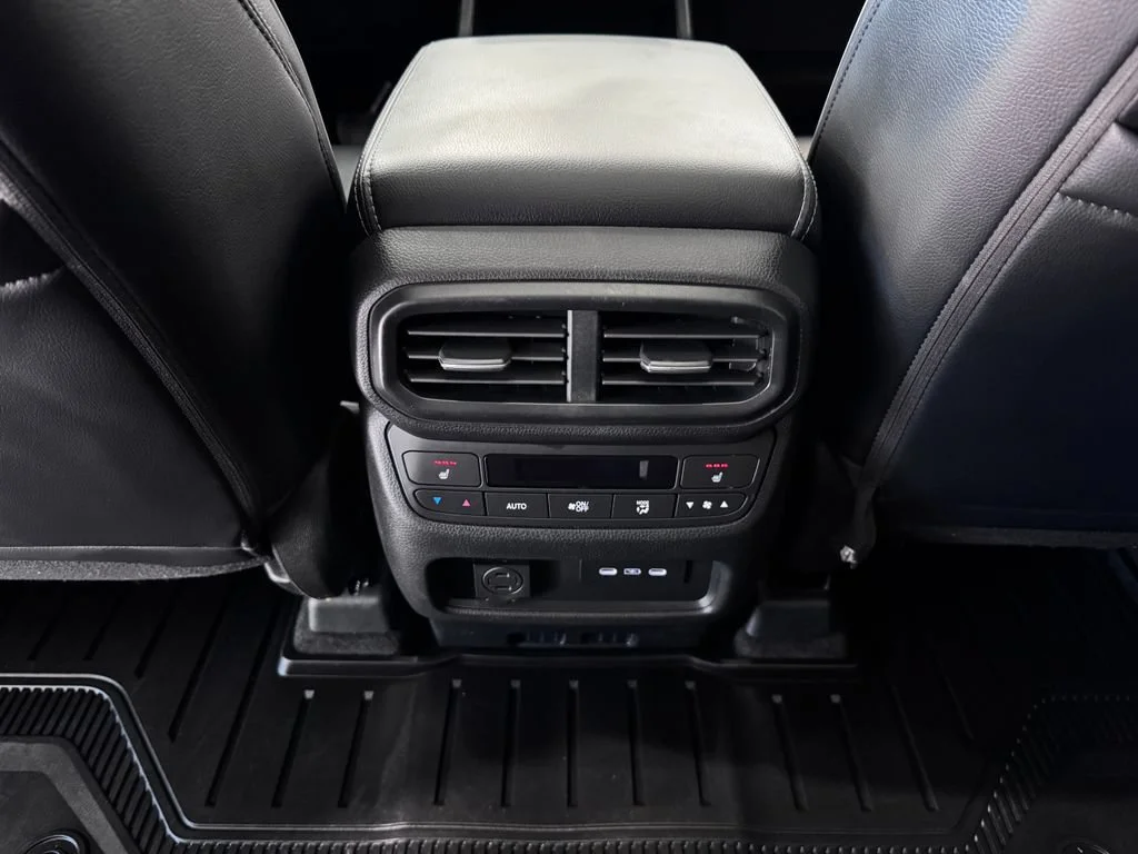 2024 Honda Pilot Elite - Photo 30