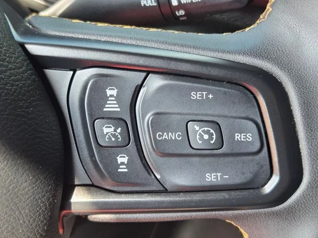 Used 2024 Silver Jeep Sport S 4xe image 27
