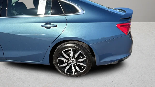 Used 2025 Blue Chevrolet RS image 37